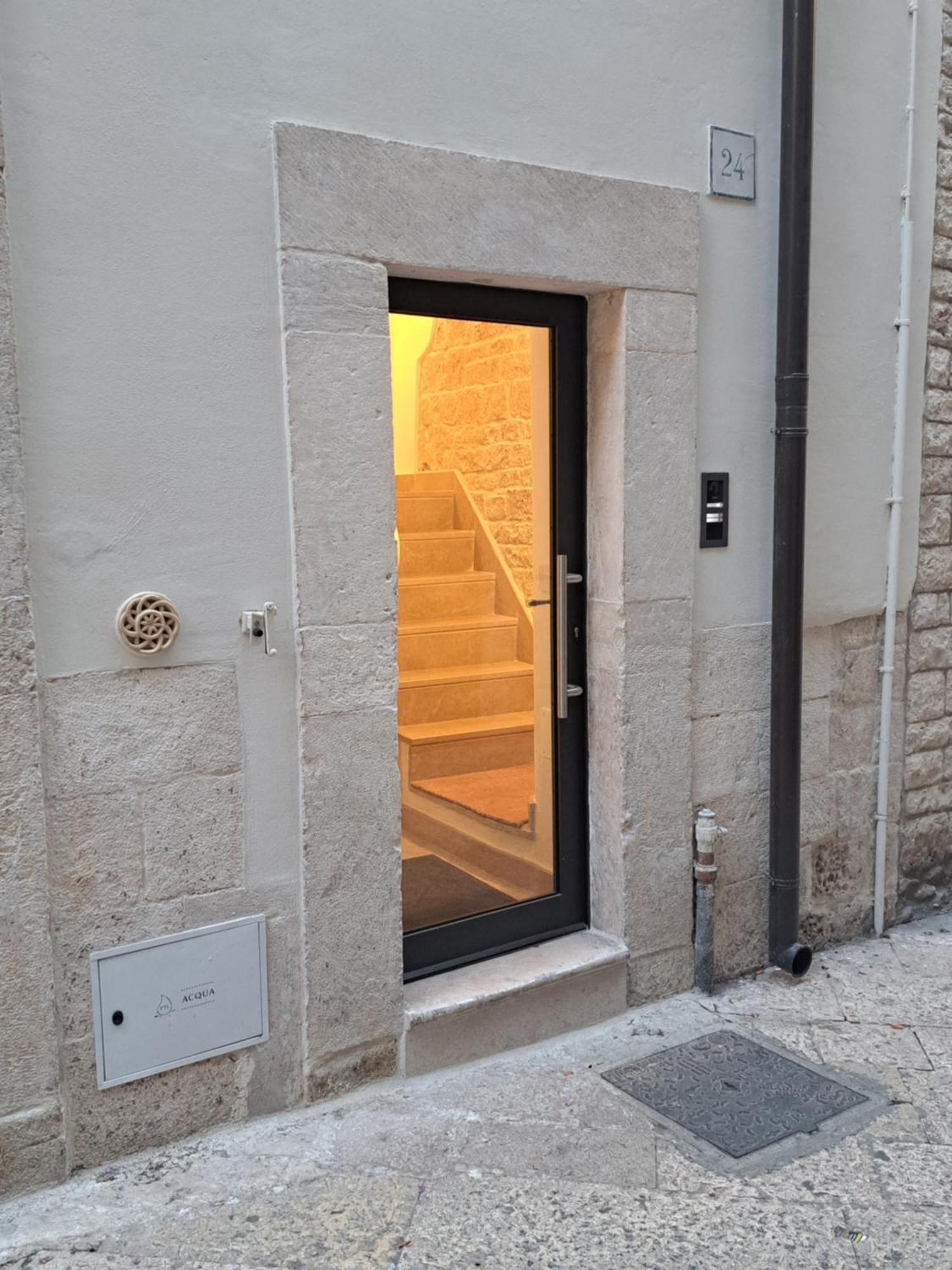 Palazzo Boccapianola Appartement Bari Buitenkant foto